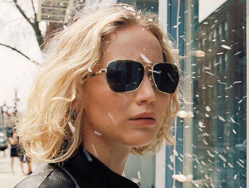 Jennifer Lawrence, en una imagen promocional de 'Joy'.