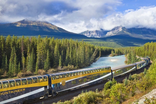 Más allá del Orient Express: 10 rutas en tren para viajeros románticos